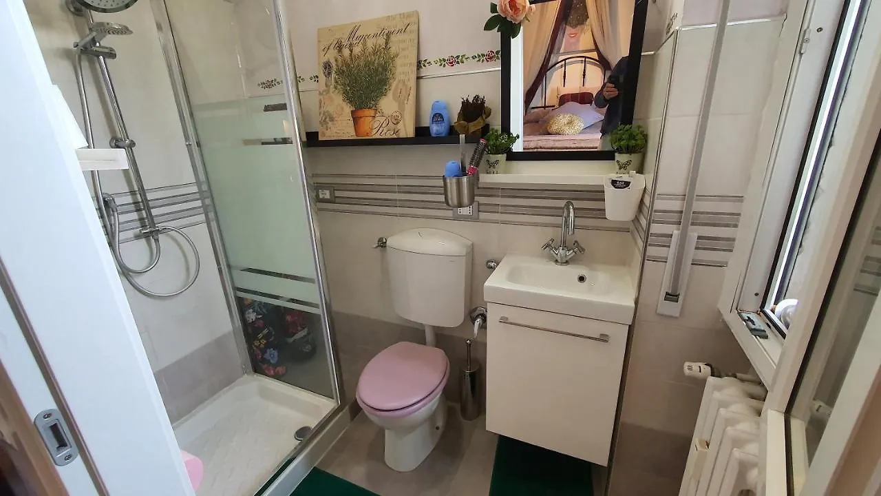 Guest house Suite In House.. Florence Italy