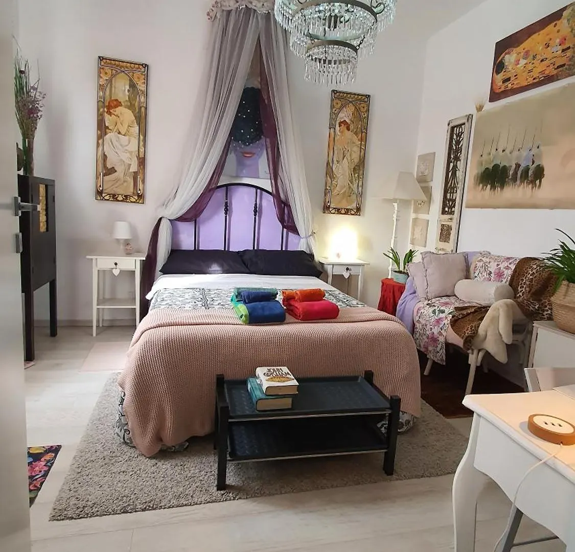 Suite In House.. Florence