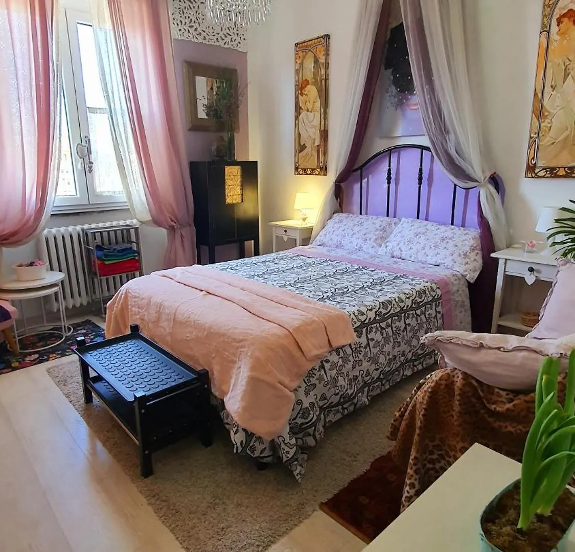 Guest house Suite In House.. Florence Italy